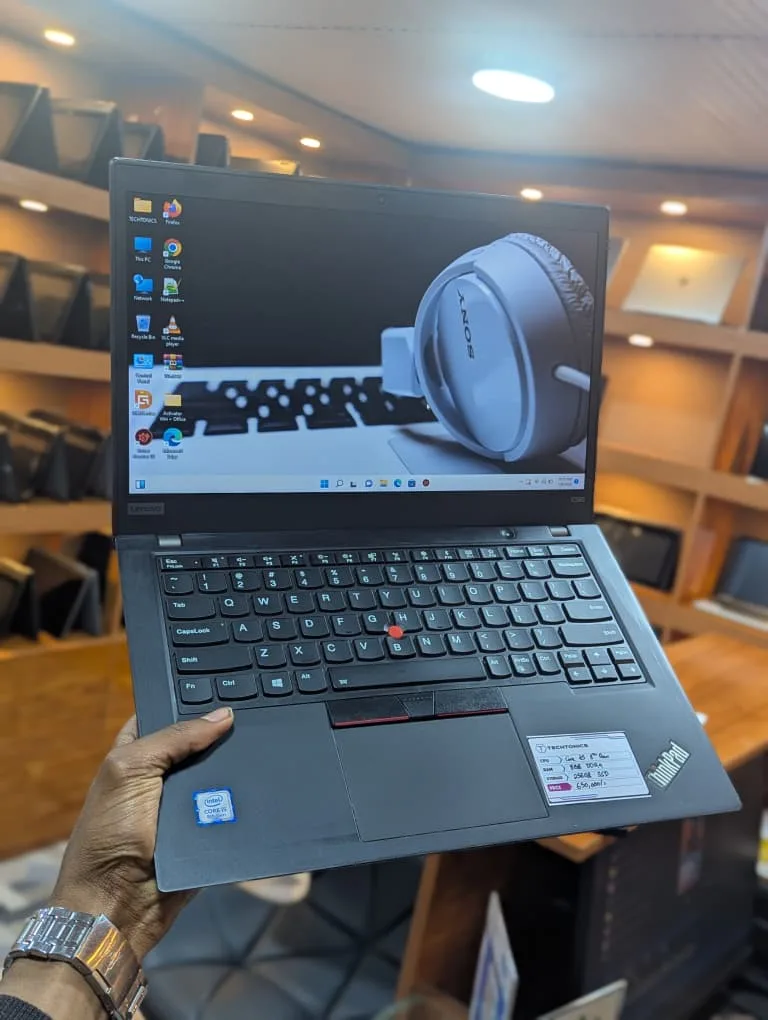 Lenovo Thinkpad x390 Thumbnail 7