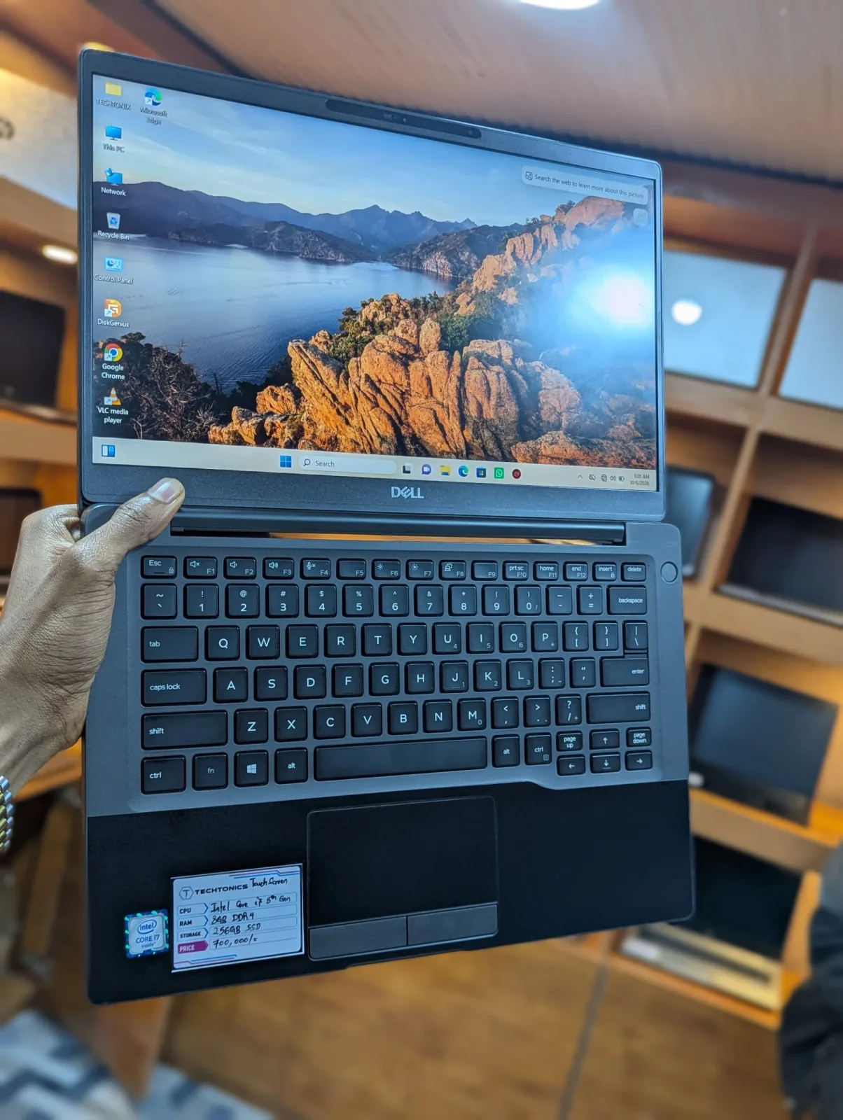 Dell Latitude 7400 i5 Thumbnail 7