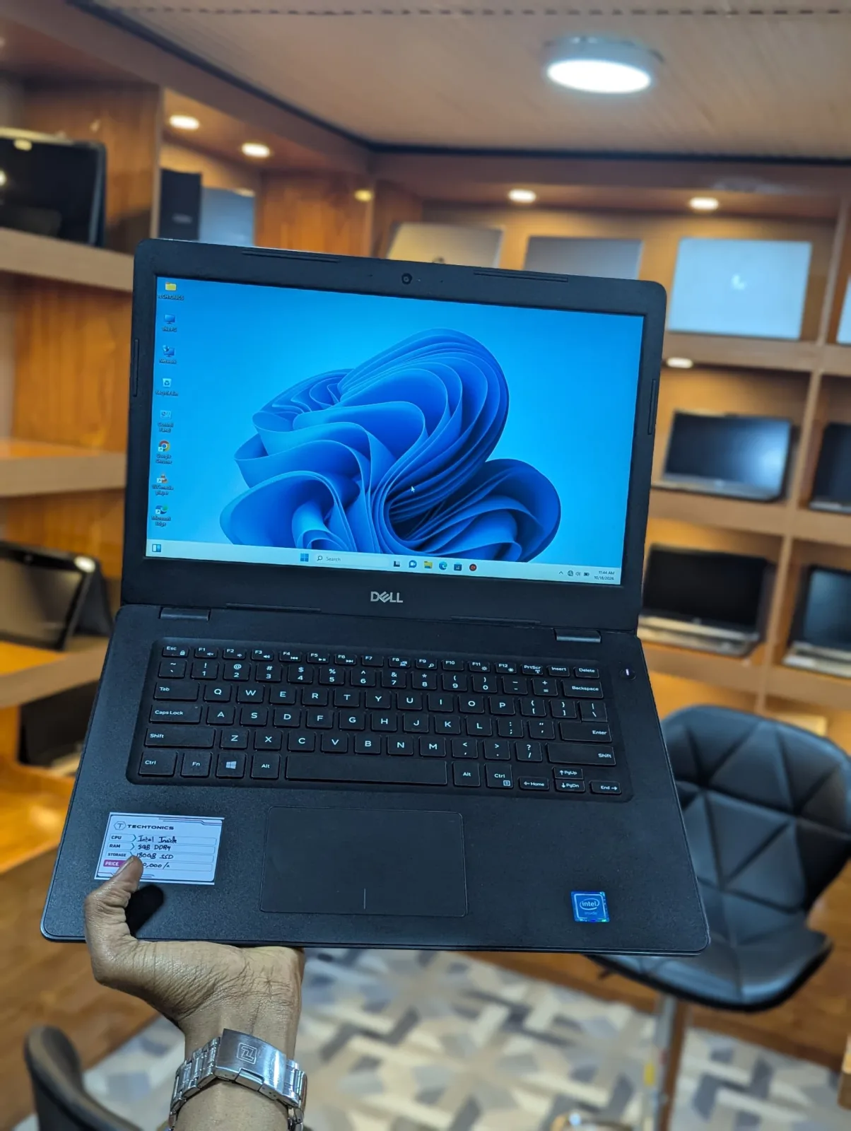 Dell Latitude 3490