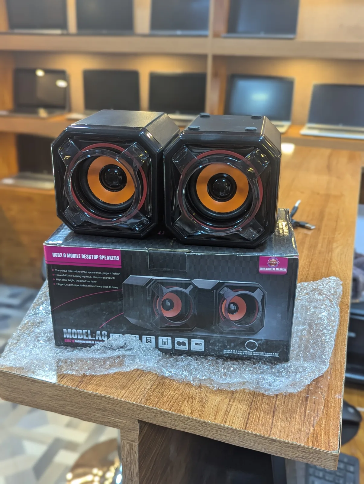 A8 Speakers Thumbnail 3