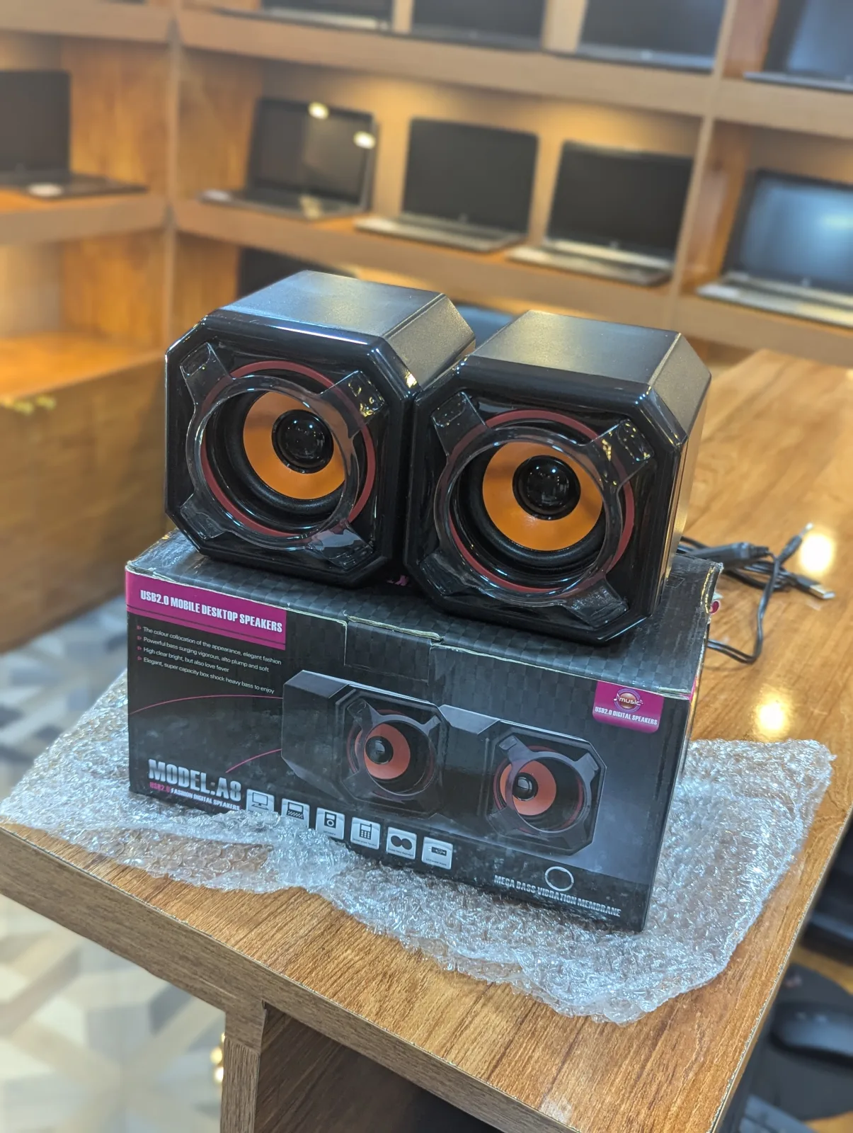 A8 Speakers Thumbnail 4