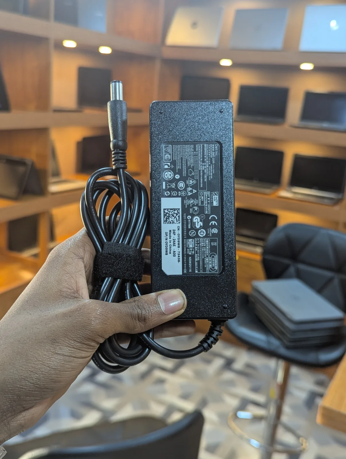 Dell Big Pin Adapter Thumbnail 3