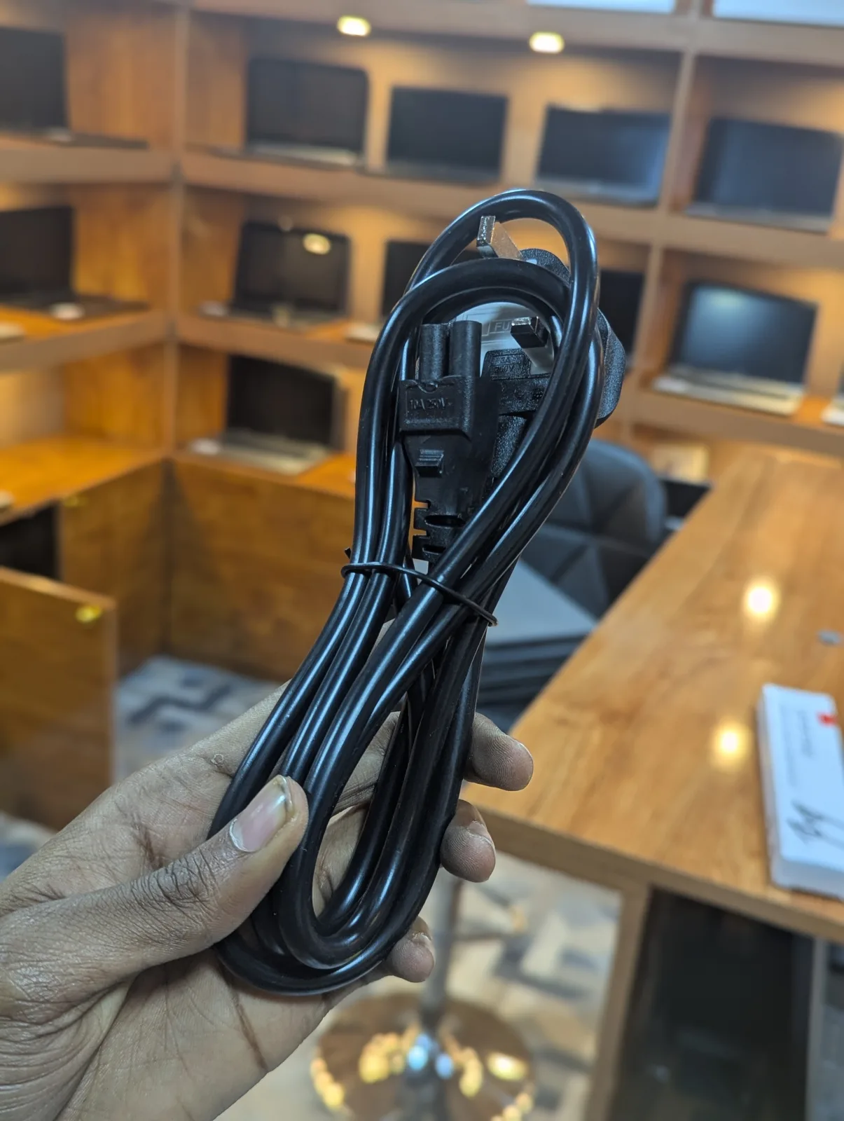 Laptop 3 Pin Powercables Thumbnail 3