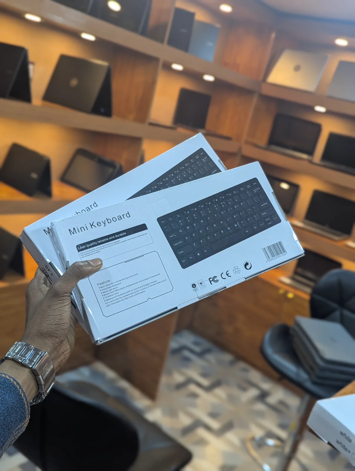 Mini Wired Keyboard Thumbnail 4