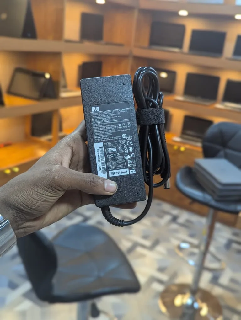 Hp Big Pin Adapter Thumbnail 4