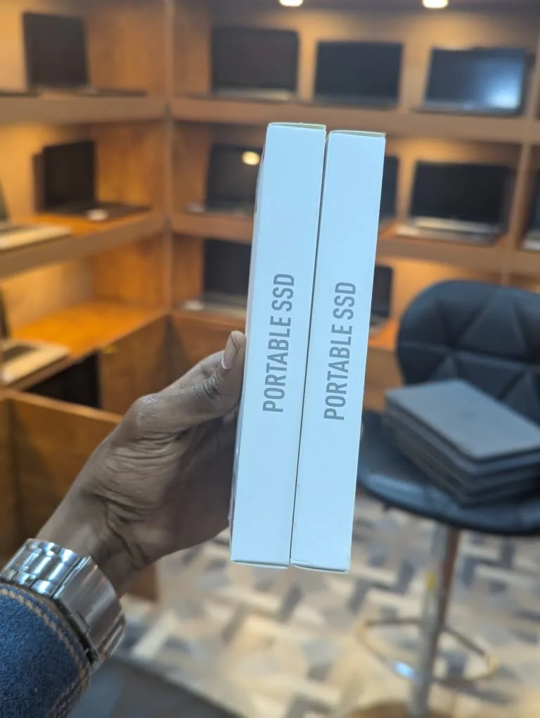 Universal Portable SSD Case Thumbnail 2