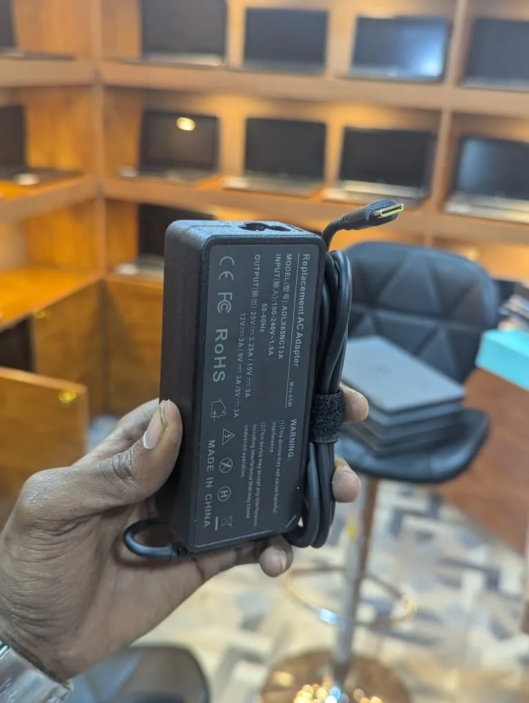 Universal Type C Adapter Thumbnail 2